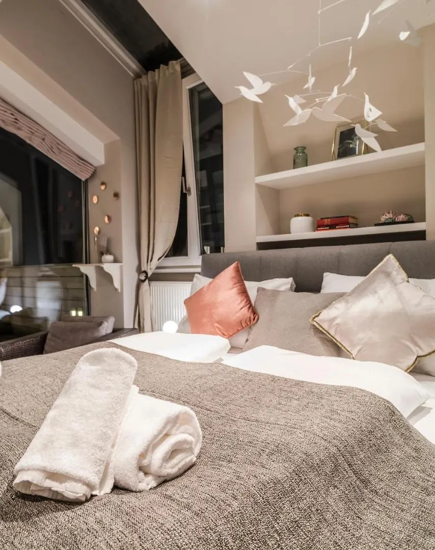 Rooftop Suite Borse By Ichbucheat Vienna