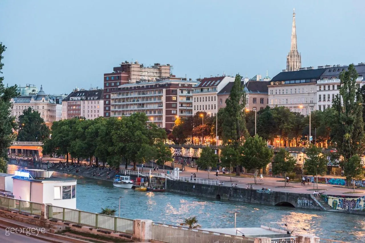 Rooftop Suite Börse by ichbucheAT Wien Lägenhet